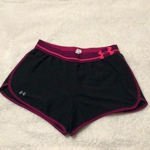 Under Armour short